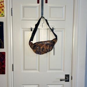 Soulelite waist pack. Fall camo. Cute as a cross body too.